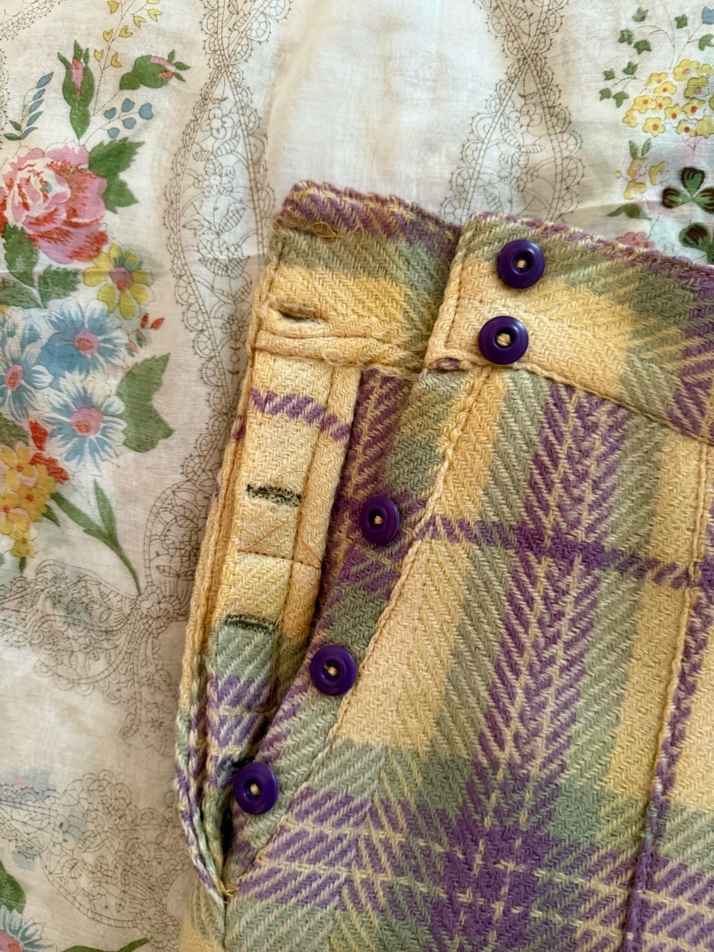 Vintage 1950s Plaid Pleated Midi Skirt Small - Picture 11 of 14